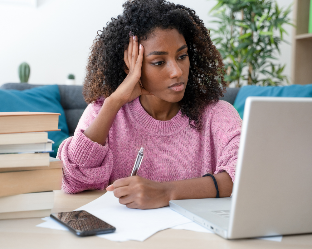 Quinn Law Center's intern is choosing her own schedule.